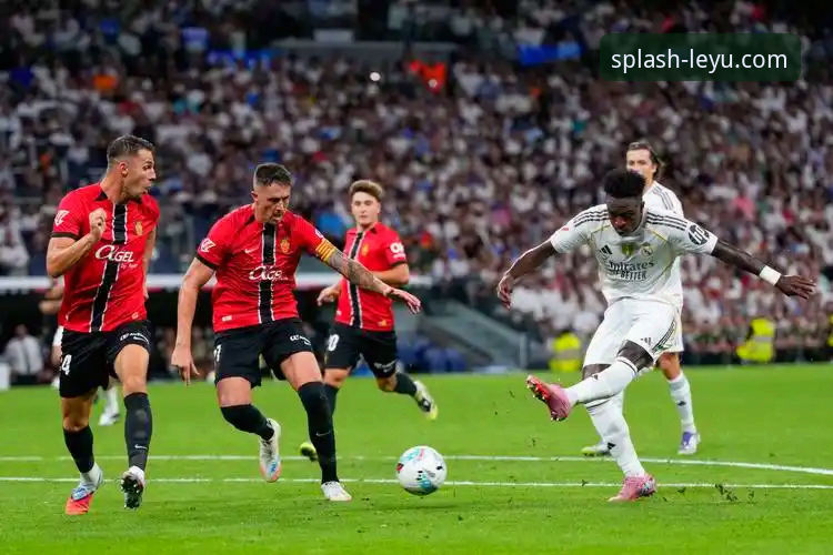 乐鱼体育客户端必备 揭秘皇马三球风暴:数据背后的战术完胜与乐鱼体育客户端必备的深度复盘